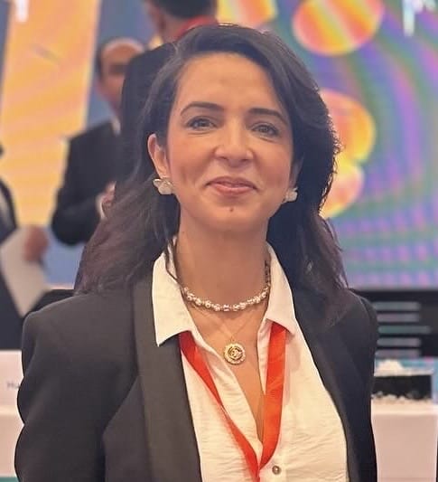 الدكتورة الحمامى هالة 